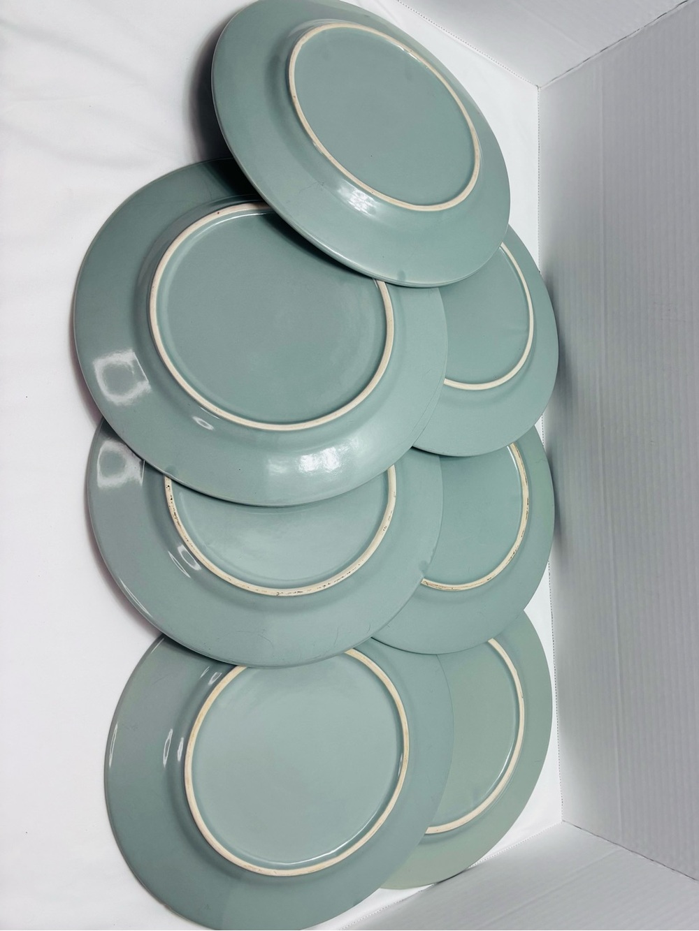 Elegant Seafoam Green Glazed Dinner Plates 8 1/2 in- Set of 7 - Picture 2 of 2